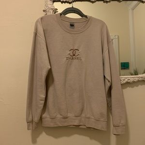 Chanel embroidered beige pullover sweatshirt